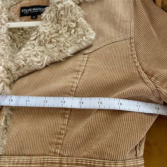 Steve Madden Beige Corduroy Penny Lane Coat with Faux Fur - Picture 7 of 13